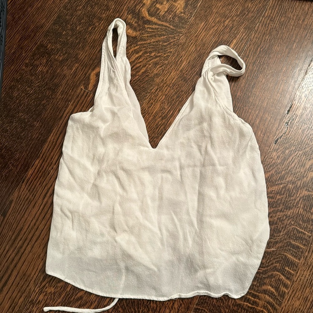 Wilfred V-Neck Sleeveless Tie White Tank Top